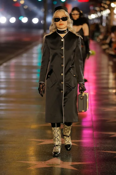 Look 92